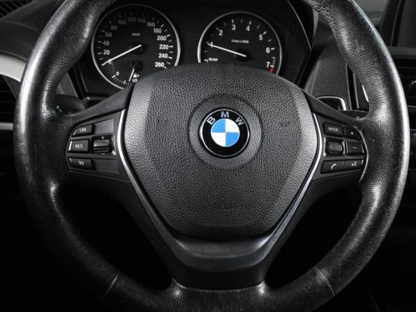 BMW 1 серии II (F20/F21) Рестайлинг 2 с пробегом 2017 года, цена 2 499 000 рублей, 62427 км, хэтчбек, Автокод Объявления
