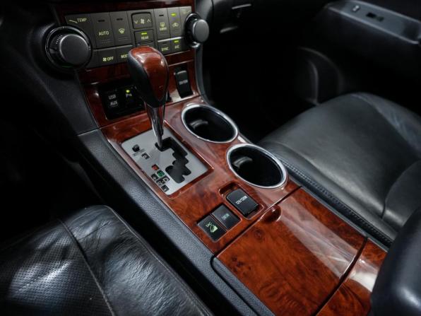 Toyota Highlander II (XU40) Рестайлинг с пробегом 2013 года, цена 1 844 000 рублей, 238000 км, внедорожник, Автокод Объявления