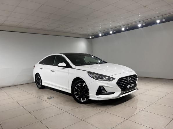Hyundai Sonata VII (LF) Рестайлинг с пробегом 2018 года, цена 1 470 000 рублей, 240167 км, седан, Автокод Объявления