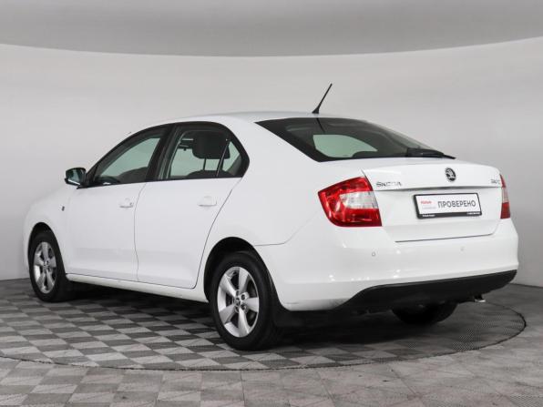 Skoda Rapid I с пробегом 2014 года, цена 997 000 рублей, 131757 км, лифтбек, Автокод Объявления