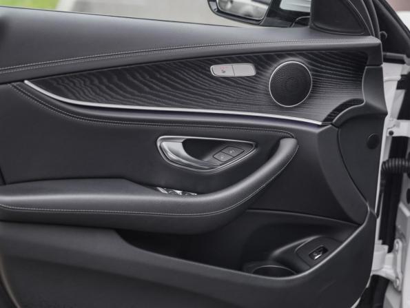 Mercedes-Benz E-Класс V (W213 S213 C238) Рестайлинг с пробегом 2021 года, цена 4 149 000 рублей, 61244 км, седан, Автокод Объявления