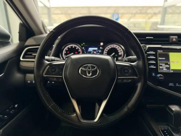 Toyota Camry VIII (XV70) с пробегом 2018 года, цена 2 450 000 рублей, 187000 км, седан, Автокод Объявления