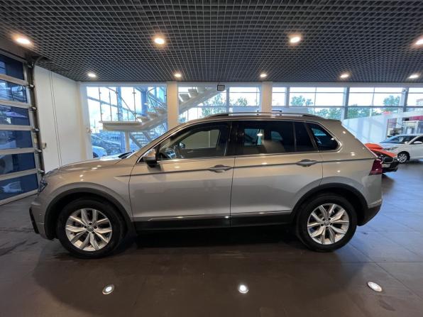 Volkswagen Tiguan II с пробегом 2018 года, цена 2 510 000 рублей, 130831 км, внедорожник, Автокод Объявления