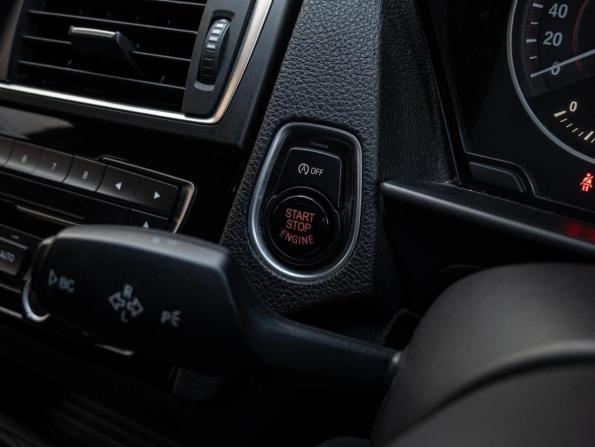 BMW 1 серии II (F20/F21) Рестайлинг с пробегом 2015 года, цена 1 455 000 рублей, 113596 км, хэтчбек, Автокод Объявления