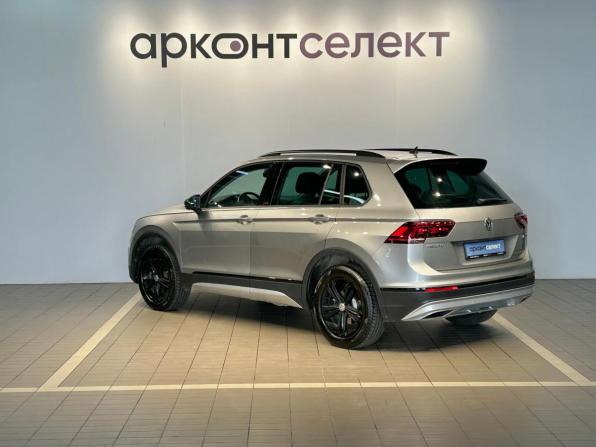 Volkswagen Tiguan II с пробегом 2019 года, цена 2 723 000 рублей, 133048 км, внедорожник, Автокод Объявления