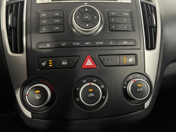 Kia Ceed I Рестайлинг с пробегом 2012 года, цена 785 000 рублей, 164800 км, хэтчбек, Автокод Объявления