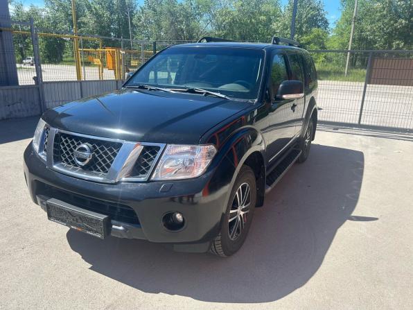 Nissan Pathfinder III Рестайлинг с пробегом 2011 года, цена 1 250 000 рублей, 287000 км, внедорожник, Автокод Объявления