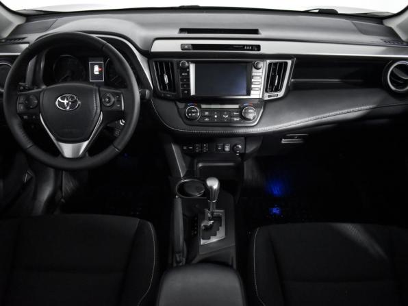 Toyota RAV4 IV (XA40) Рестайлинг с пробегом 2017 года, цена 2 169 000 рублей, 85997 км, внедорожник, Автокод Объявления