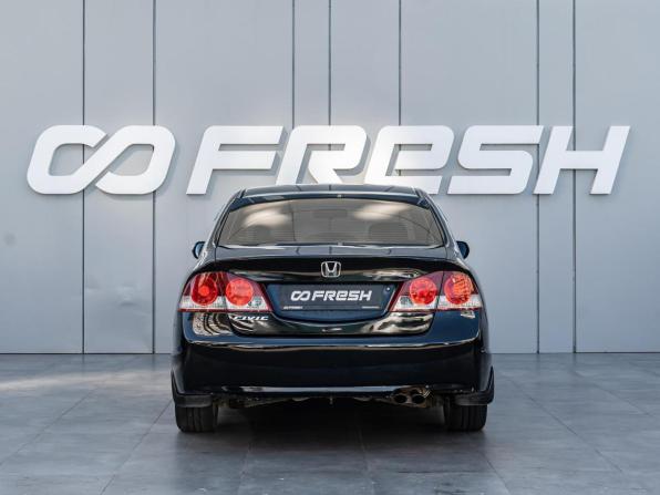 Honda Civic VIII Рестайлинг с пробегом 2008 года, цена 830 000 рублей, 295360 км, седан, Автокод Объявления