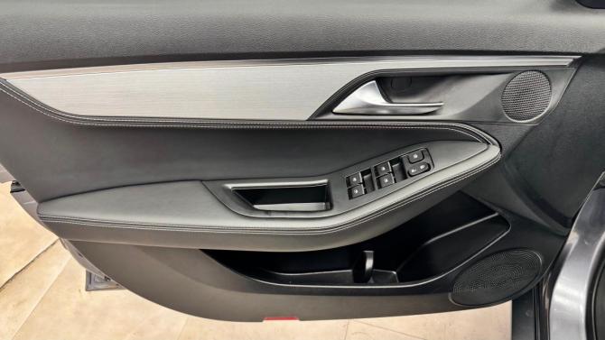 JAC J7 I с пробегом 2023 года, цена 1 475 000 рублей, 33245 км, хэтчбек, Автокод Объявления
