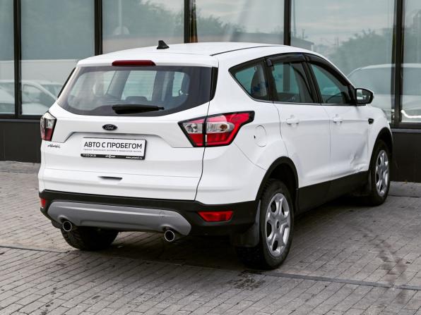 Ford Kuga II Рестайлинг с пробегом 2018 года, цена 1 220 000 рублей, 236227 км, внедорожник, Автокод Объявления