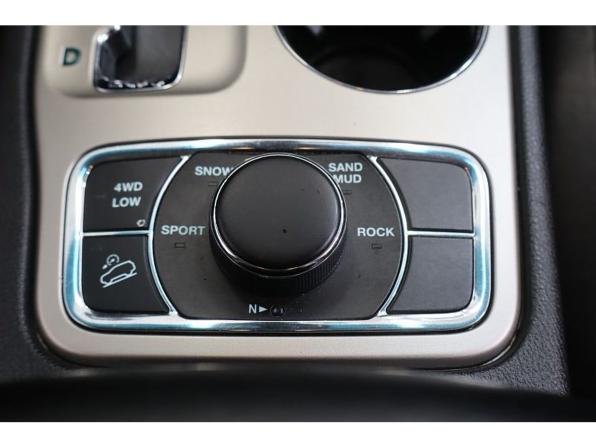 Jeep Grand Cherokee IV (WK2) с пробегом 2012 года, цена 2 049 000 рублей, 182283 км, внедорожник, Автокод Объявления