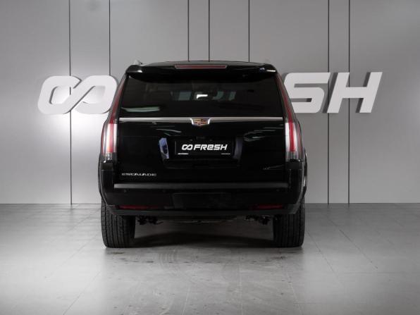 Cadillac Escalade IV с пробегом 2018 года, цена 6 340 000 рублей, 83870 км, внедорожник, Автокод Объявления