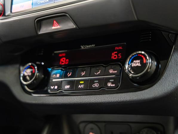 Kia Sportage III с пробегом 2012 года, цена 1 418 000 рублей, 192602 км, внедорожник, Автокод Объявления