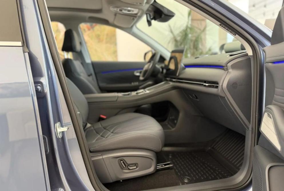 Geely EX5 EM-i Саратов  - изображение 13