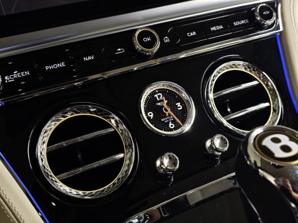 Bentley Continental GT III с пробегом 2019 года, цена 21 490 000 рублей, 11527 км, купе, Автокод Объявления