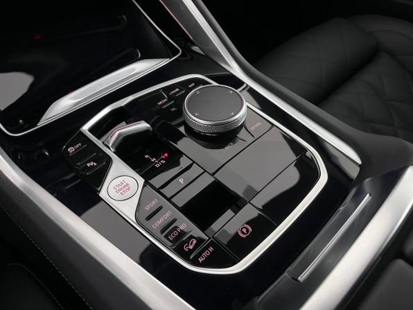 BMW X6 III (G06) Рестайлинг с пробегом 2025 года, цена 13 849 000 рублей, 6260 км, внедорожник, Автокод Объявления