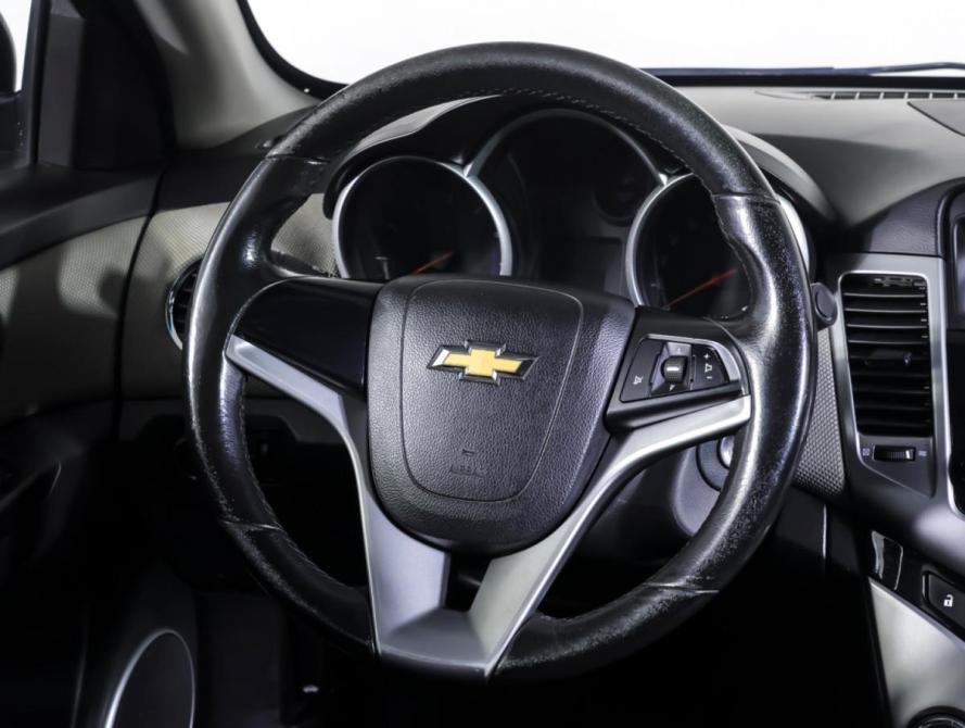 Chevrolet Cruze I Москва  - изображение 13