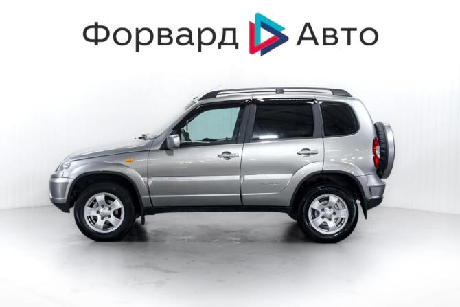 Chevrolet Niva I Рестайлинг с пробегом 2011 года, цена 575 000 рублей, 135000 км, внедорожник, Автокод Объявления