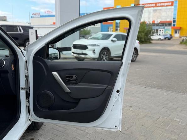 Renault Logan II Рестайлинг с пробегом 2021 года, цена 750 000 рублей, 146753 км, седан, Автокод Объявления