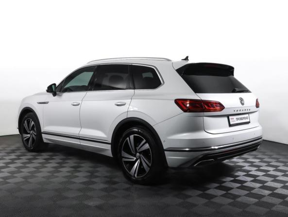 Volkswagen Touareg III с пробегом 2019 года, цена 4 390 000 рублей, 106823 км, внедорожник, Автокод Объявления