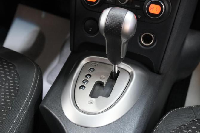 Nissan Qashqai I с пробегом 2009 года, цена 849 000 рублей, 249000 км, внедорожник, Автокод Объявления