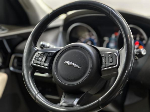 Jaguar F-Pace I с пробегом 2016 года, цена 2 332 000 рублей, 141823 км, внедорожник, Автокод Объявления