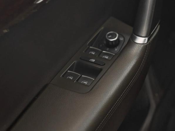Volkswagen Passat B7 с пробегом 2012 года, цена 1 039 000 рублей, 172200 км, седан, Автокод Объявления