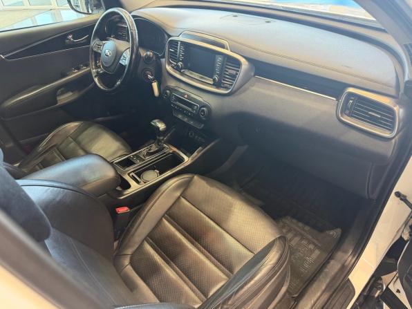 Kia Sorento III Prime Рестайлинг с пробегом 2019 года, цена 2 265 000 рублей, 220000 км, внедорожник, Автокод Объявления