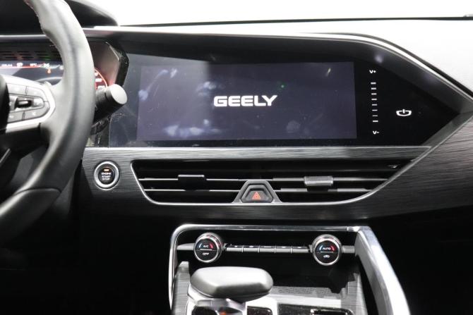 Geely Tugella I Рестайлинг с пробегом 2023 года, цена 3 190 000 рублей, 17266 км, внедорожник, Автокод Объявления