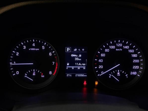 Hyundai Tucson III с пробегом 2016 года, цена 1 697 000 рублей, 219354 км, внедорожник, Автокод Объявления