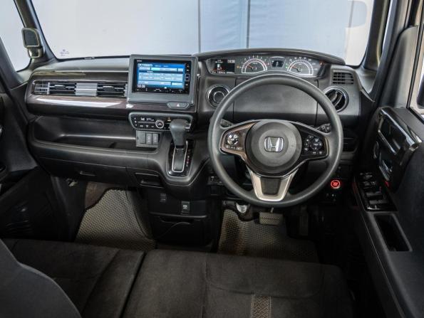 Honda N-BOX II Рестайлинг с пробегом 2020 года, цена 1 120 000 рублей, 97024 км, микровэн, Автокод Объявления