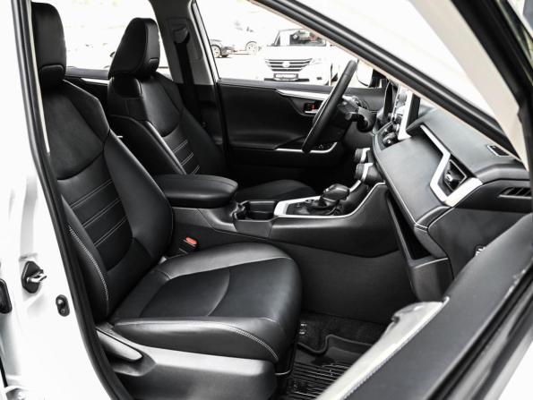 Toyota RAV4 V (XA50) с пробегом 2021 года, цена 4 334 000 рублей, 5038 км, внедорожник, Автокод Объявления