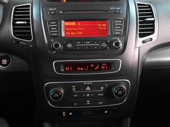 Kia Sorento II Рестайлинг с пробегом 2015 года, цена 1 590 000 рублей, 285430 км, внедорожник, Автокод Объявления