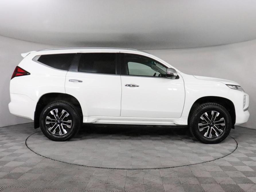 Mitsubishi Montero Sport III Рестайлинг Химки  - изображение 4