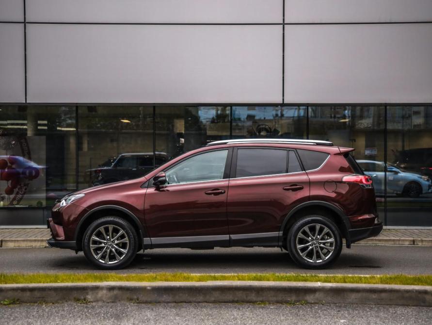Toyota RAV4 IV (XA40) Рестайлинг Санкт-Петербург  - изображение 9