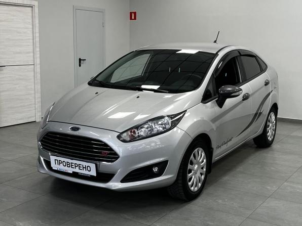 Ford Fiesta Mk6 Рестайлинг с пробегом 2018 года, цена 1 000 000 рублей, 53369 км, седан, Автокод Объявления