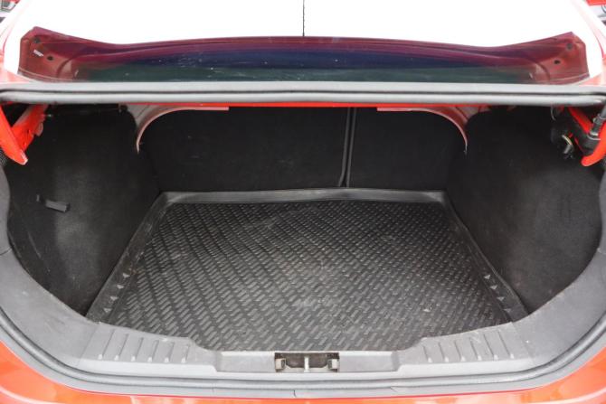 Ford Focus III с пробегом 2013 года, цена 529 000 рублей, 200000 км, седан, Автокод Объявления