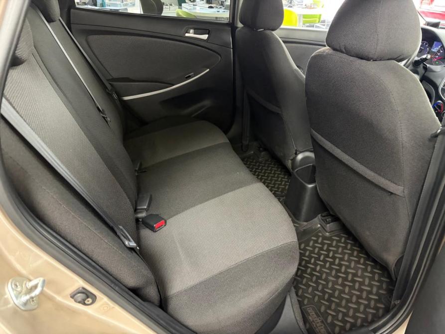 Hyundai Solaris I Киров  - изображение 10