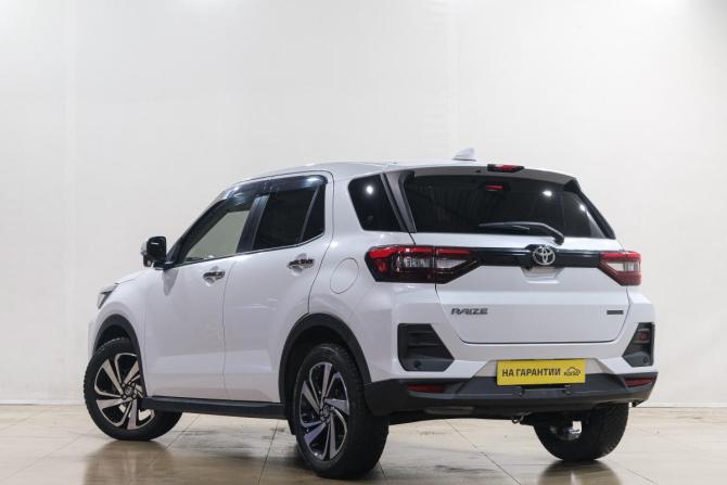 Toyota Raize I с пробегом 2020 года, цена 1 699 000 рублей, 98000 км, внедорожник, Автокод Объявления