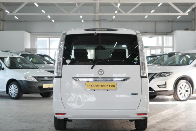 Nissan Serena IV (C26) с пробегом 2016 года, цена 1 549 000 рублей, 215000 км, минивэн, Автокод Объявления