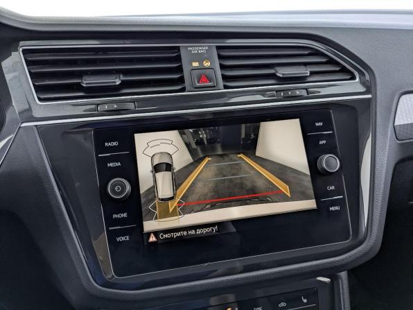 Volkswagen Tiguan II Рестайлинг с пробегом 2021 года, цена 3 090 000 рублей, 115730 км, внедорожник, Автокод Объявления