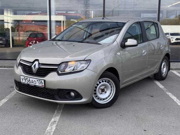 Renault Sandero II с пробегом 2016 года, цена 699 000 рублей, 174506 км, хэтчбек, Автокод Объявления