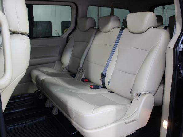 Hyundai H-1 II Рестайлинг 2 с пробегом 2021 года, цена 3 850 000 рублей, 83450 км, минивэн, Автокод Объявления