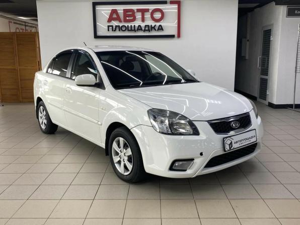 Kia Rio II Рестайлинг с пробегом 2011 года, цена 659 000 рублей, 240000 км, седан, Автокод Объявления