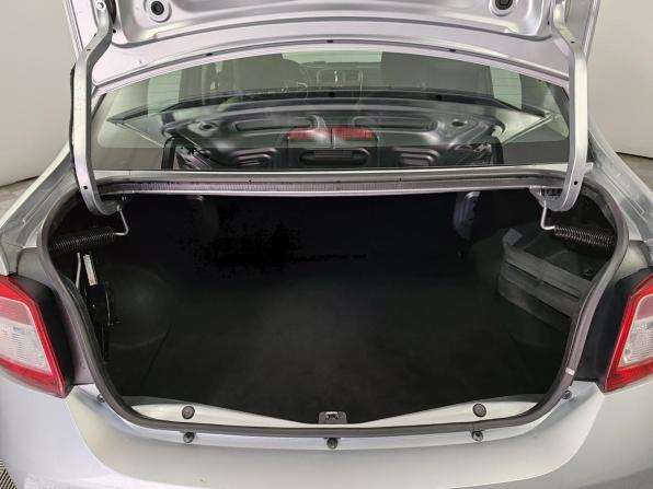 Renault Logan II Рестайлинг с пробегом 2021 года, цена 1 029 000 рублей, 187888 км, седан, Автокод Объявления