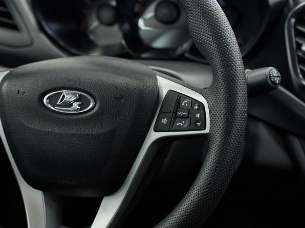 Lada (ВАЗ) Vesta I с пробегом 2021 года, цена 984 000 рублей, 83228 км, седан, Автокод Объявления