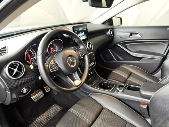 Mercedes-Benz A-Класс III (W176) Рестайлинг с пробегом 2017 года, цена 1 579 000 рублей, 157934 км, хэтчбек, Автокод Объявления