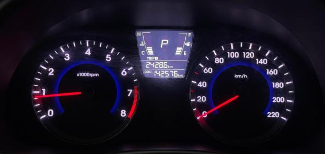 Hyundai Solaris I с пробегом 2014 года, цена 800 000 рублей, 142580 км, седан, Автокод Объявления