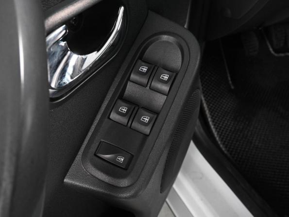 Renault Duster I Рестайлинг с пробегом 2018 года, цена 2 099 000 рублей, 39406 км, внедорожник, Автокод Объявления